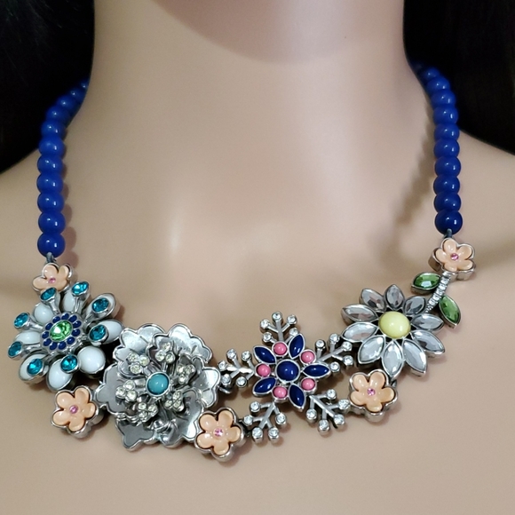 Lia Sophia Jewelry Lia Sophia Blue Bead Flower Necklace Poshmark